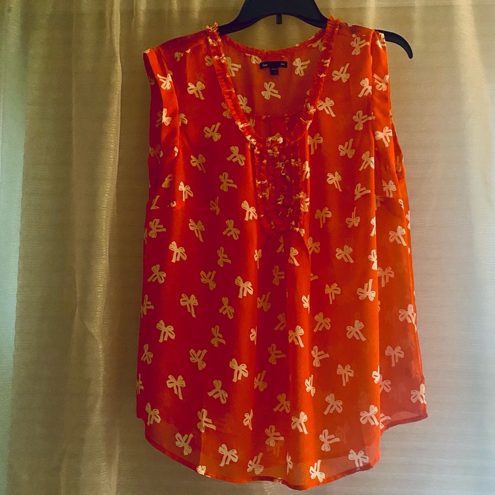 3 FOR $15!!! Gap Orange and Bows Sheer Top